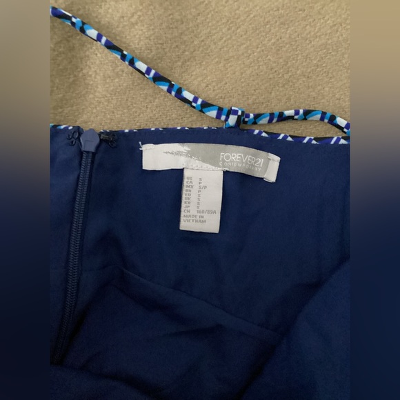 Forever 21 printed blue cross cross straps knee length dress - Picture 4 of 4